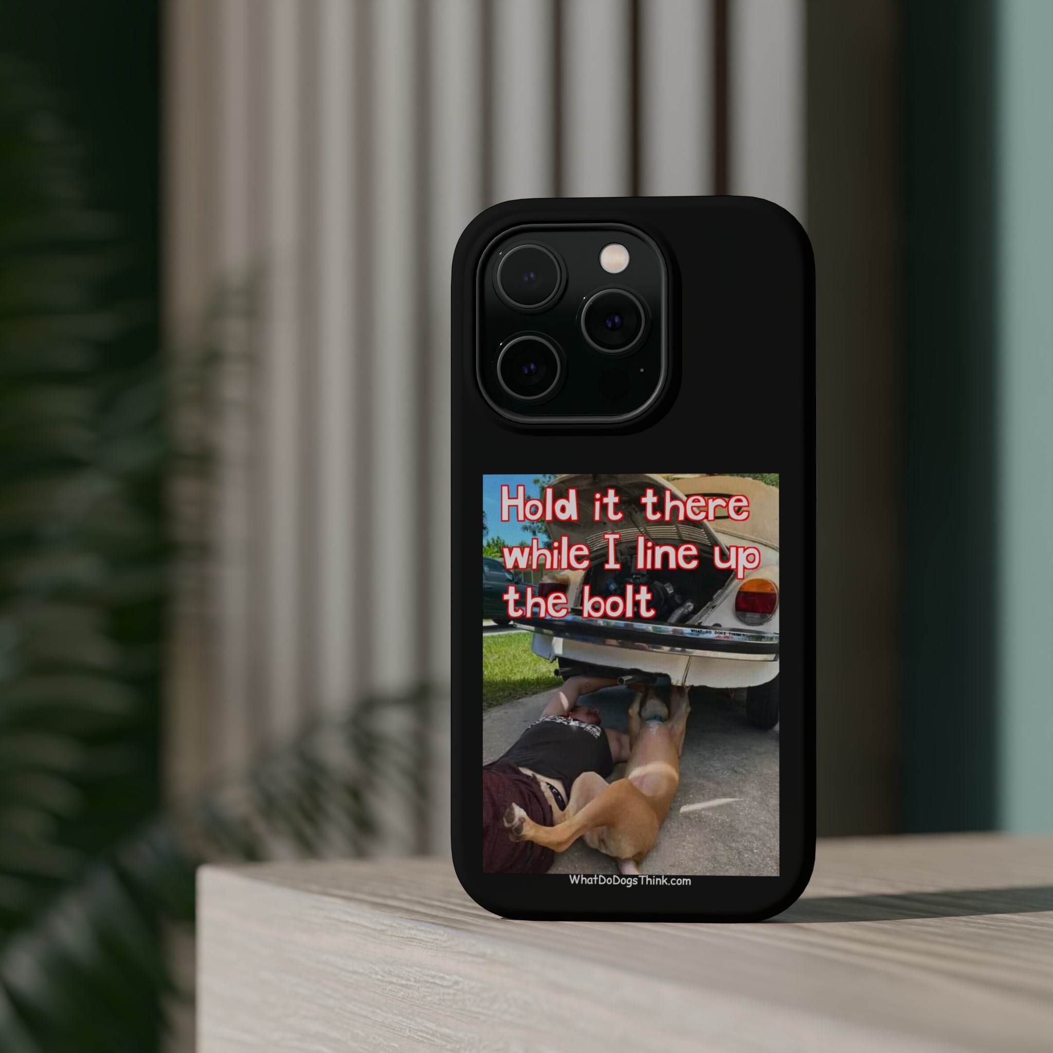 Hold It Black MagSafe Tough Cases