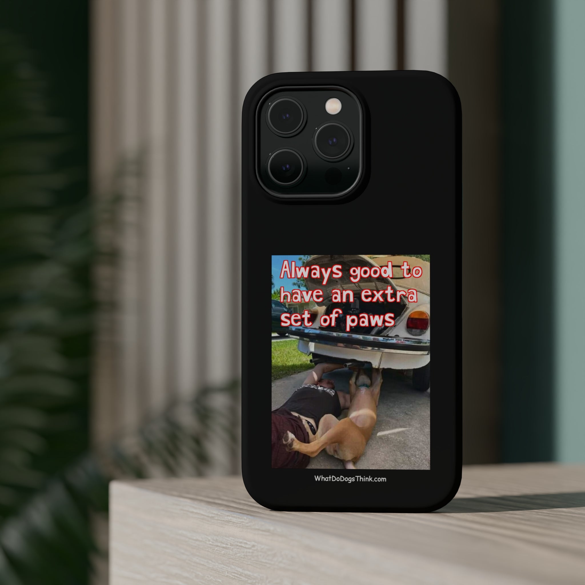 Extra Paw Black MagSafe Tough Cases